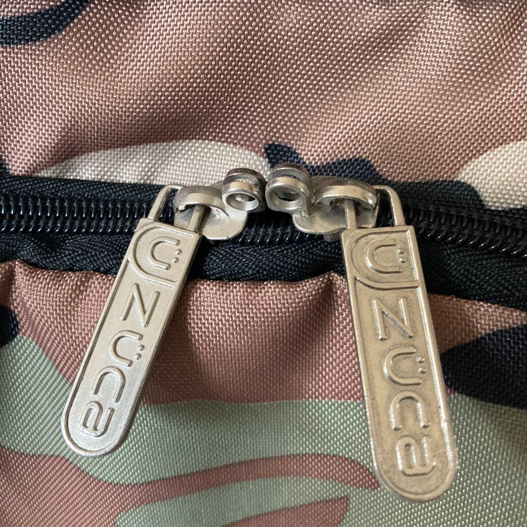 ズーカZUCA 座れるキャリーバッグ カモフラージュ柄 キャリーカート 35L