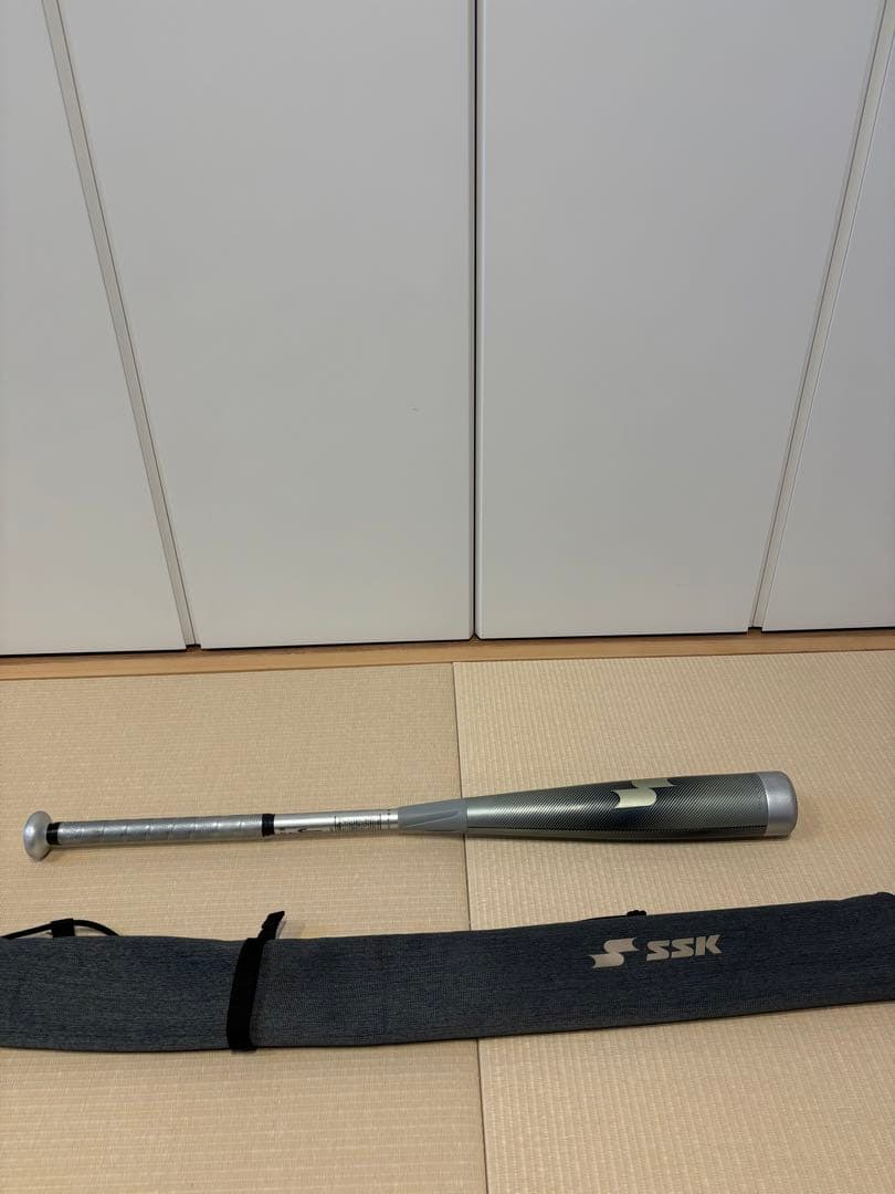 美品MM23 軟式バット シルバー83センチ 楽天市場】SSK 軟式用FRP製バット MM23 SBB4037SLV (95)シルバー 限定