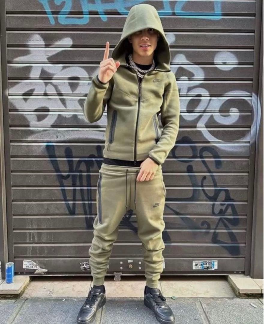 メンズS カーキ テックフリース セットアップ オリーブ ナイキ モス