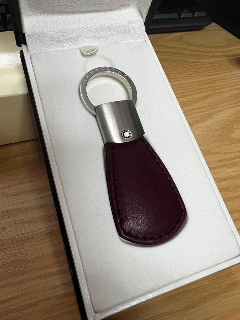 新品 MONTBLANC モンブラン キーリング キーホルダー