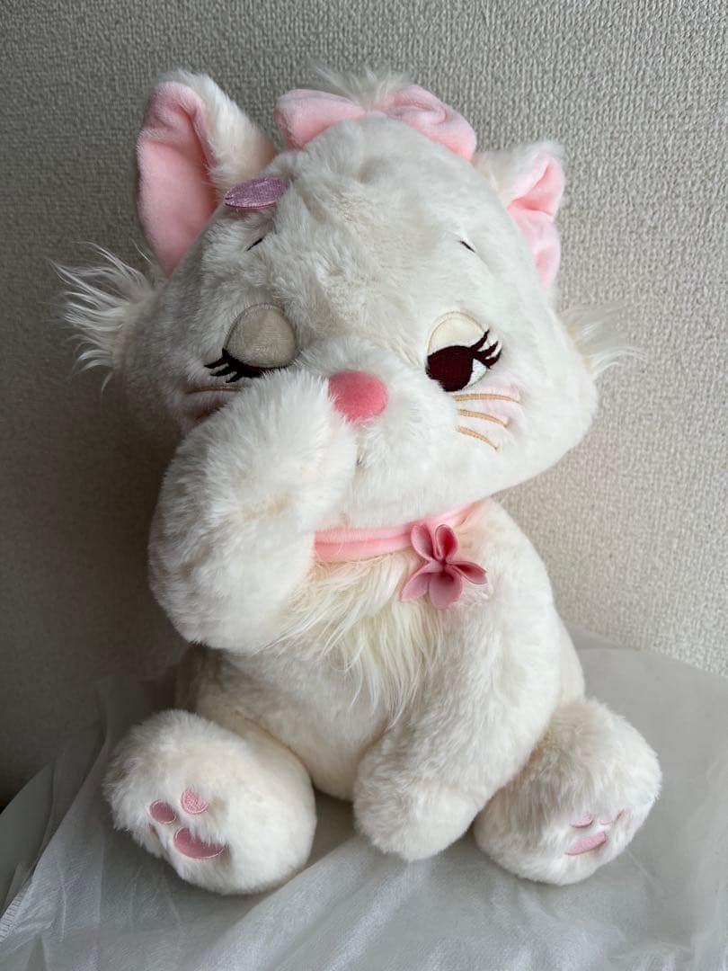 ディズニーストア　マリー　さくら　ぬいぐるみ