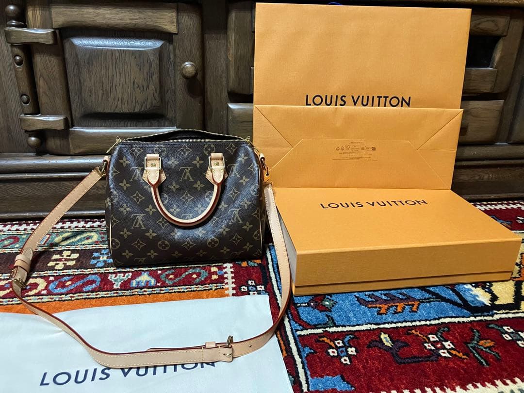 LOUIS VUITTON ルイヴィトン　スピーディー・25
