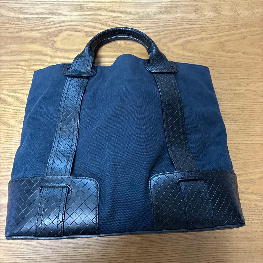 BOTTEGA VENETA イントレッチオミラージュ トートバッグ ネイビー