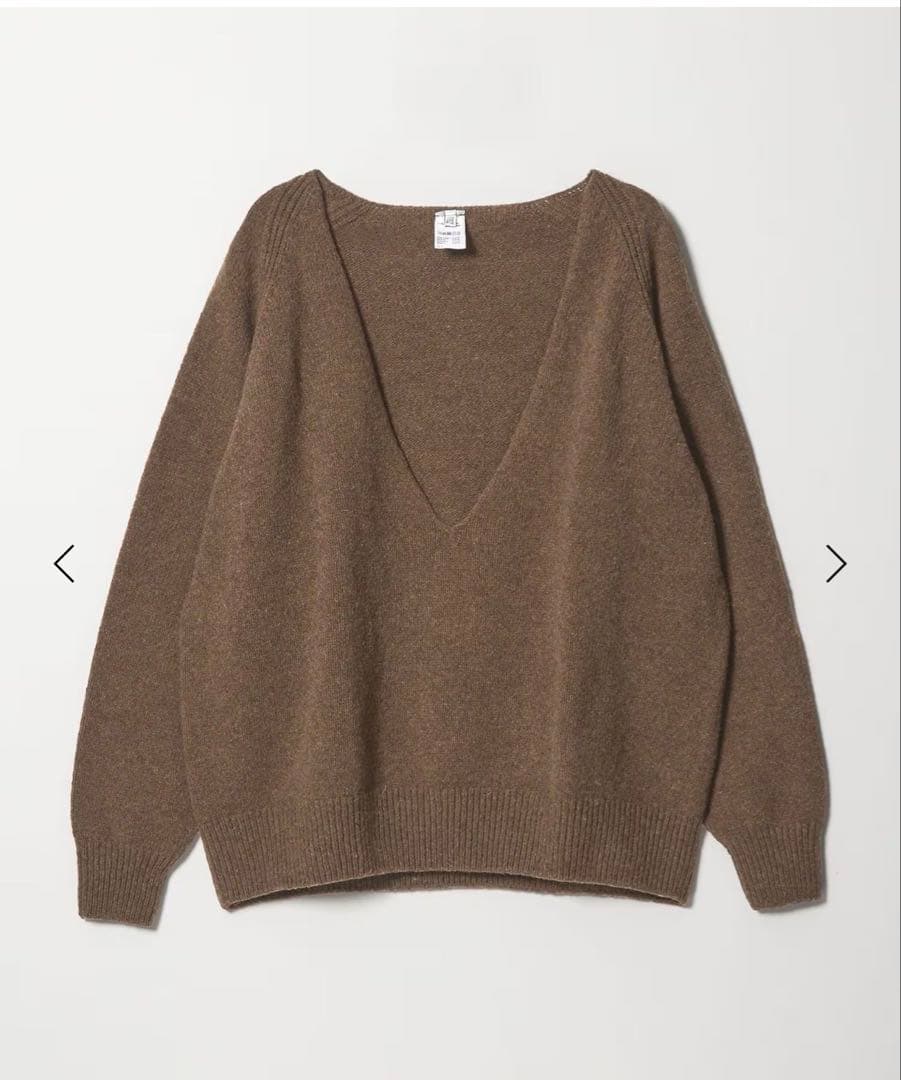 新品＜BASERANGE＞SOAR V NECK KNIT/ニット Baserange Soar V-Neck Sweater | Garmentory