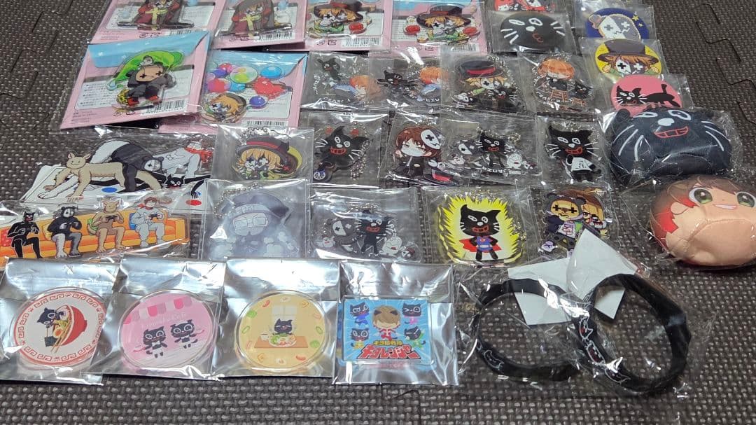 ○top4 グッズまとめ売り 35点