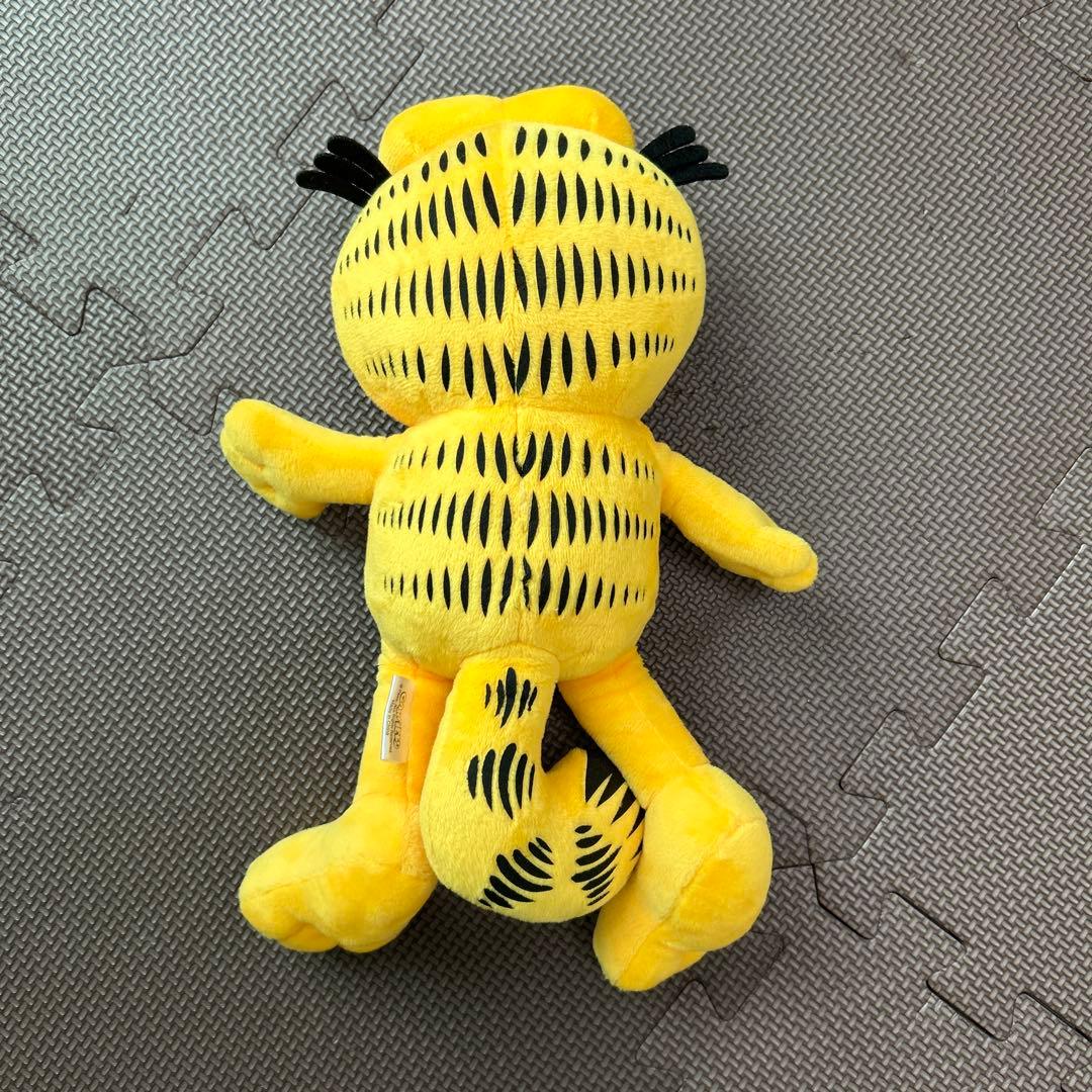 ガーフィールド ぬいぐるみ 高さ約29cm - メルカリ