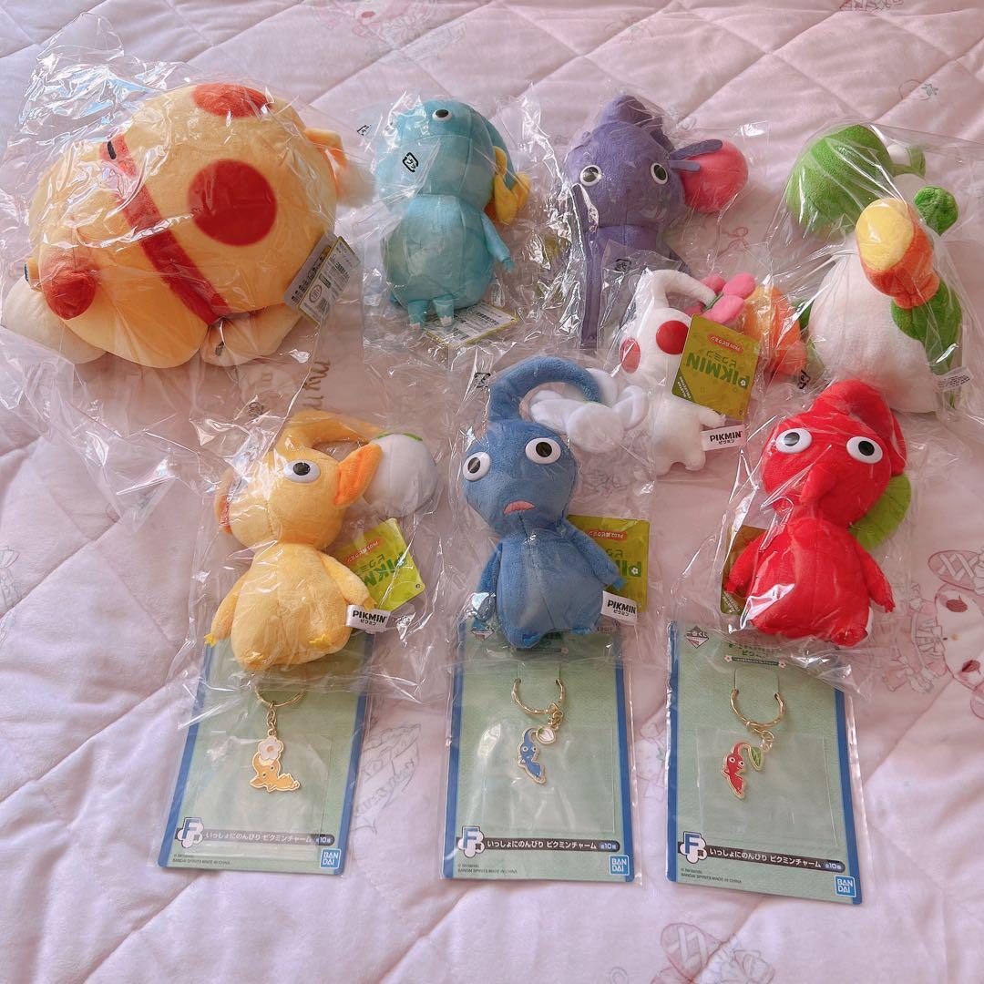 三英貿易　ピクミン ぬいぐるみ　新品　未開封　紫　赤　オッチン　青　黄　チャーム