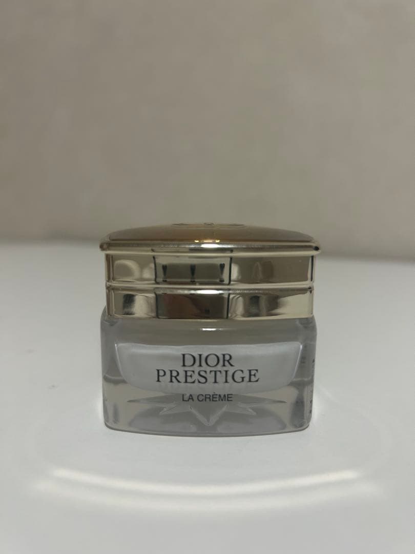 24時間以内配送！Dior Prestige La Crème
