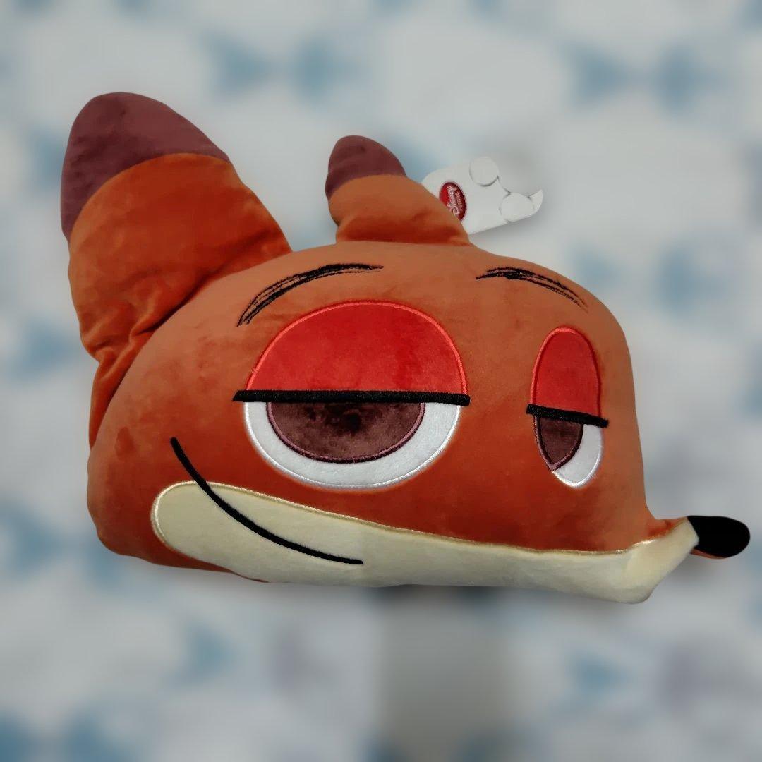 ディズニーストア クッション ズートピア ニック・ワイルド - メルカリ