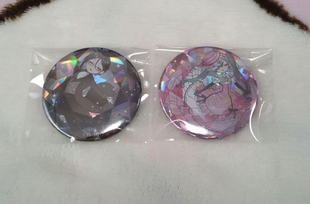 黒執事 宝石缶バッジ セバスチャン シエル(駒鳥) - メルカリ