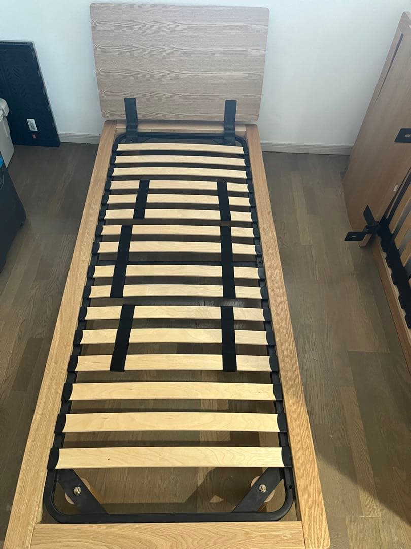 無印良品　ベッドフレーム　スモールシングル　オーク材