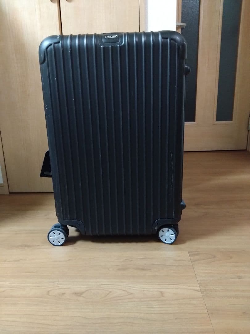 RIMOWA リモワ　サルサ　ブラック　58リットル　4輪