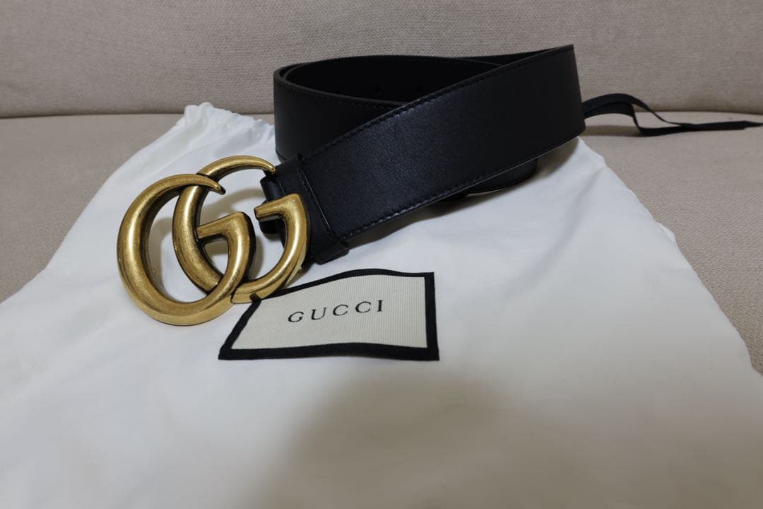GUCCI ブラックレザー ダブルGバックルベルト - メルカリ