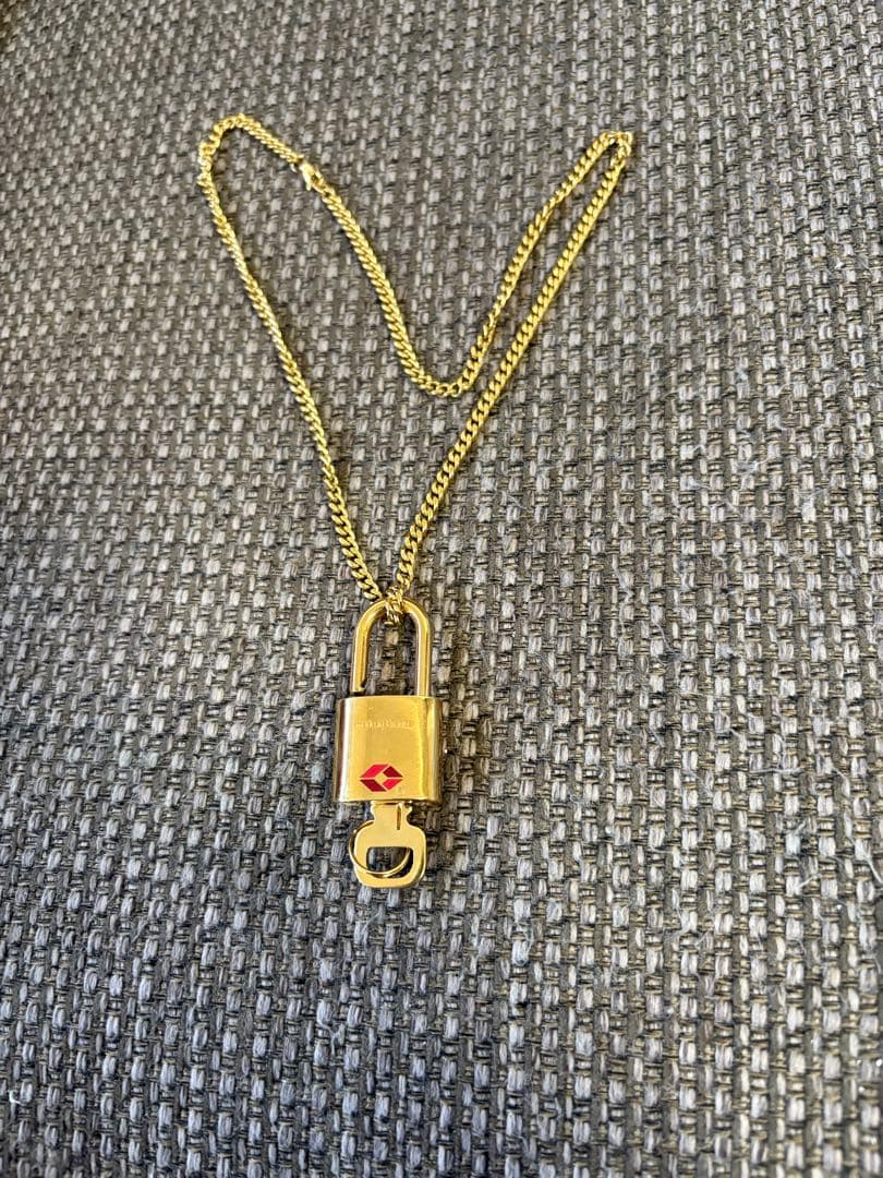 希少品ルイヴィトン パドロック カデナ ネックレス チェーン付き