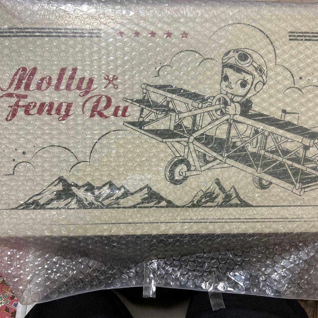 モリー　飛行機　molly popmart