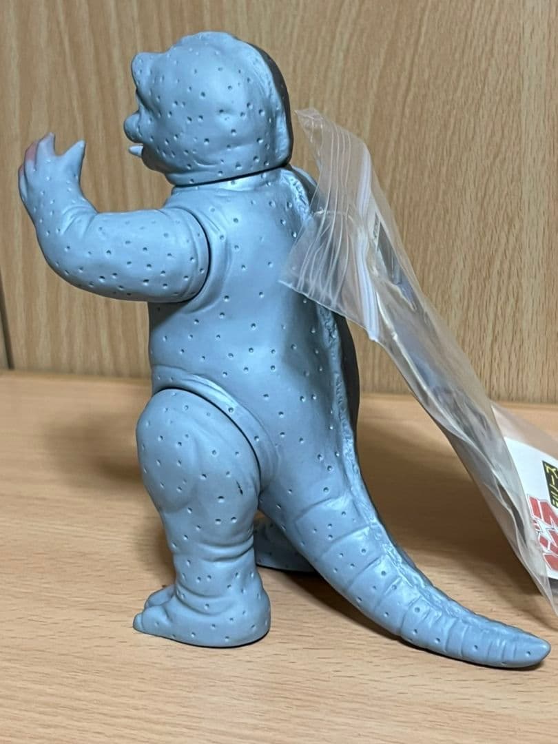 ☆ゴジラシリーズ☆バンダイソフビ☆ミニラ1991タグ有り☆ - メルカリ