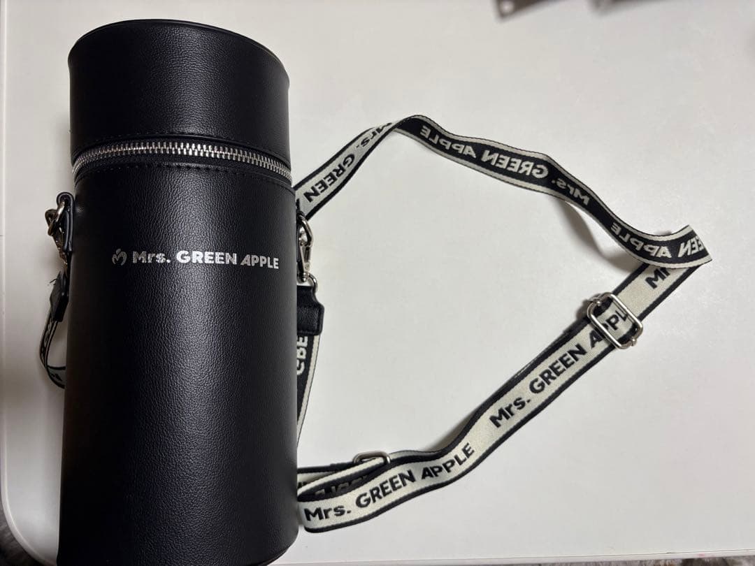Mrs. GREEN APPLE ペンライトケース 黒