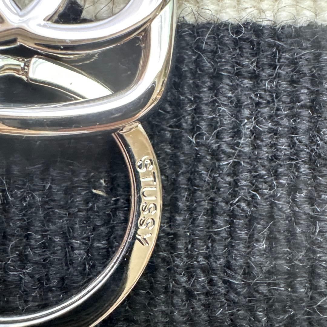 stussy シルバー カラビナキーホルダー - メルカリ