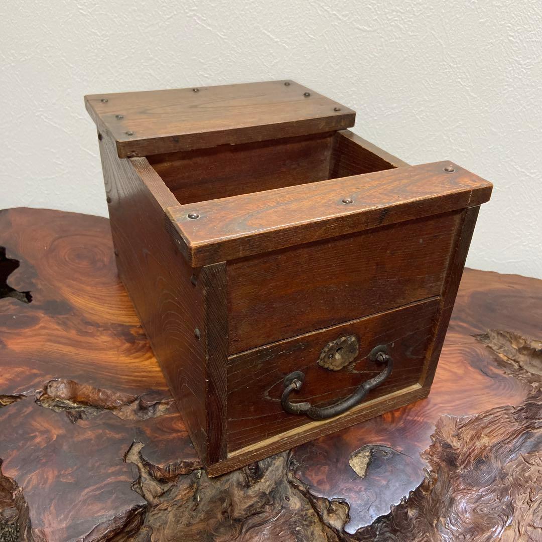 古賽銭箱　鍵付き　アンティーク　時代物　古民具　古道具　木箱