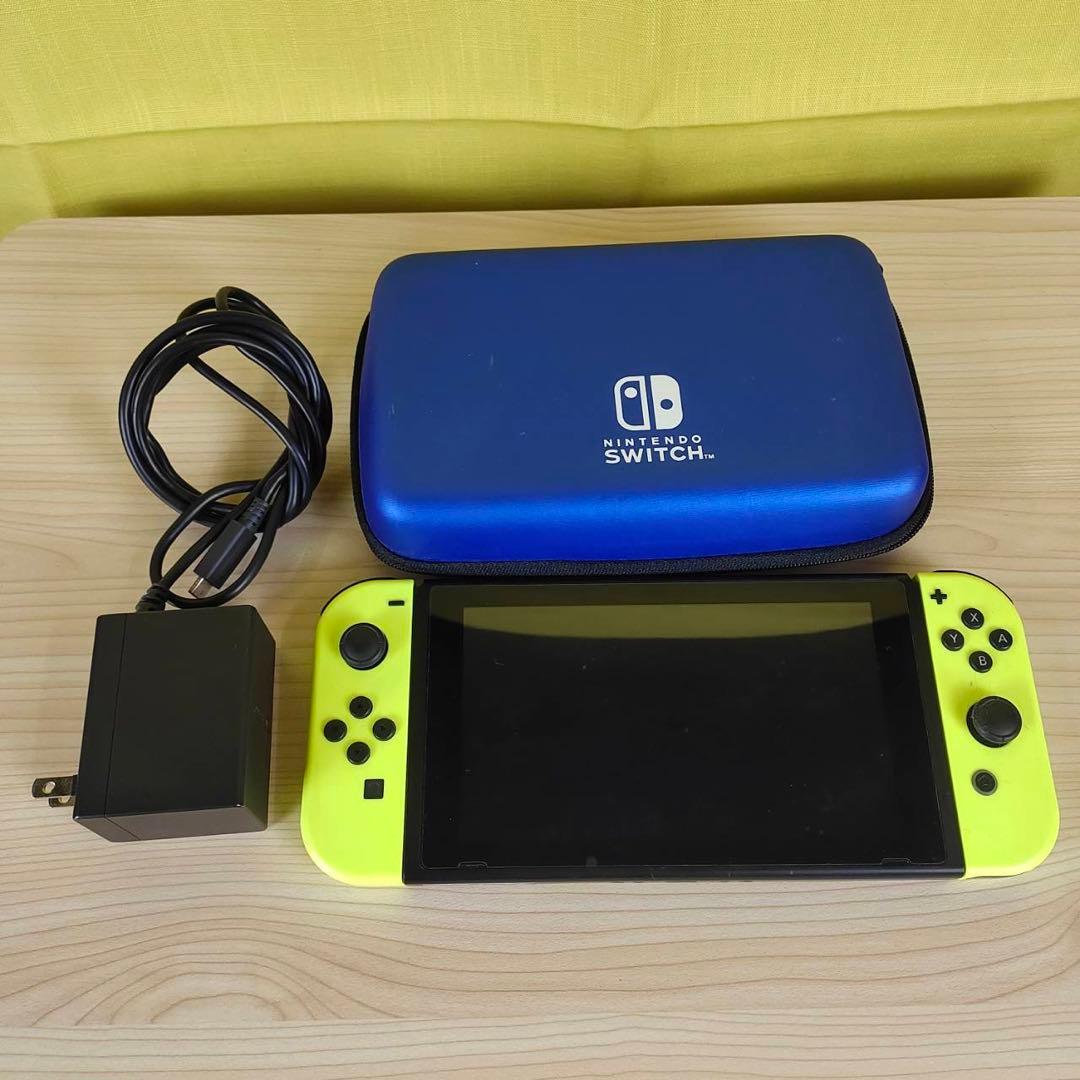 【匿名発送】Nintendo Switch HAC-001 充電器　ケース付