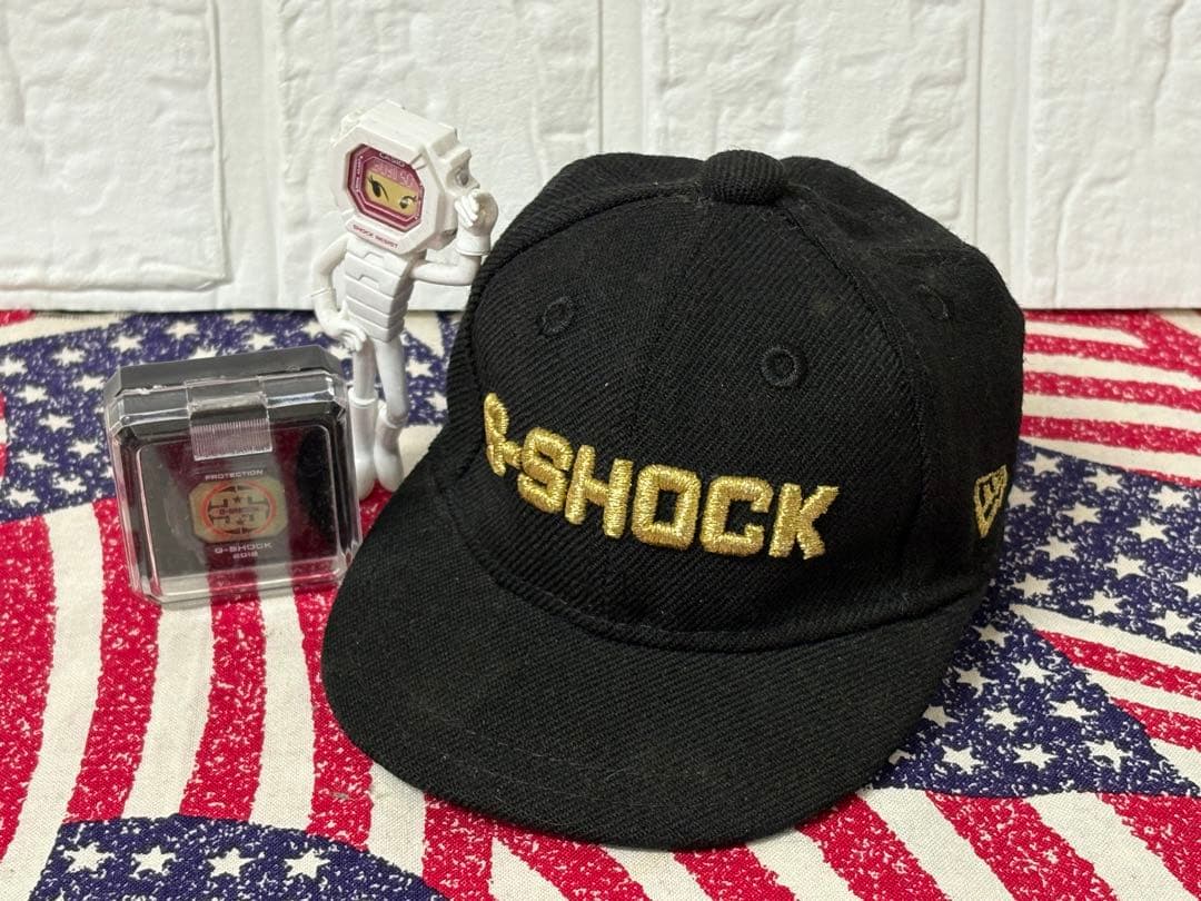 ٩( ᐛ )وG-SHOCKフィギュア&ノベルティ5点セット☆台座欠品(^_-)