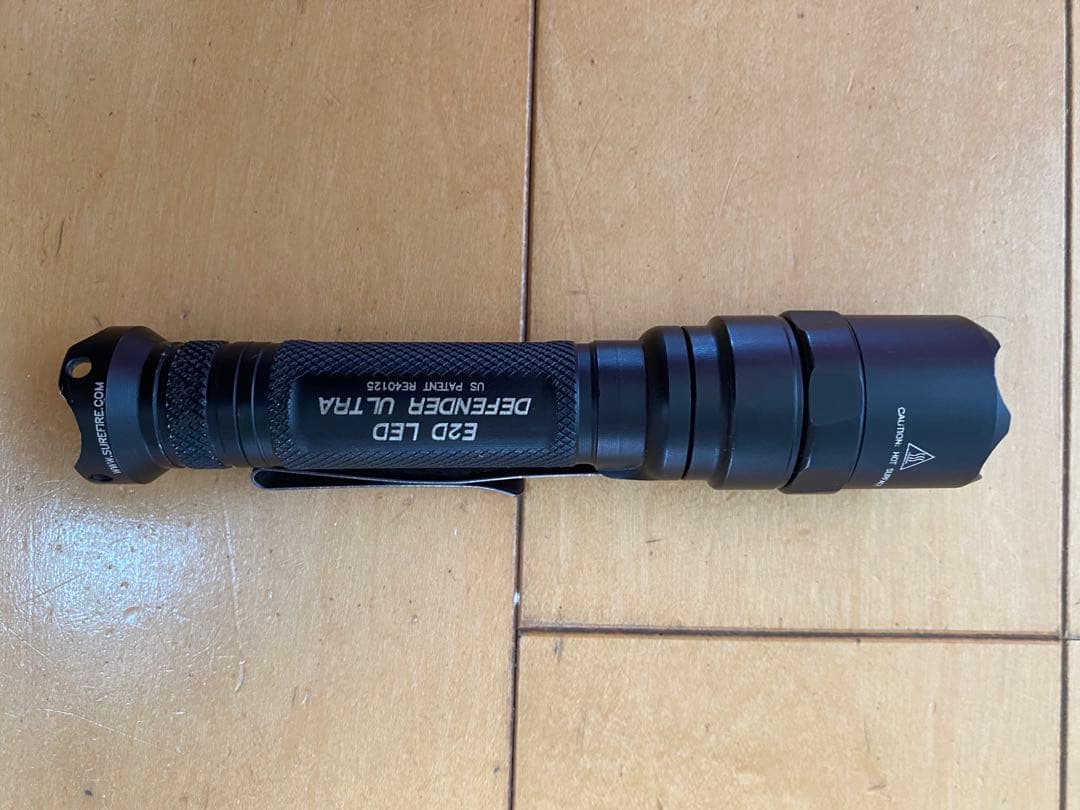 シュアファイアSURE FIRE E2D LED DEFENDER ULTRA
