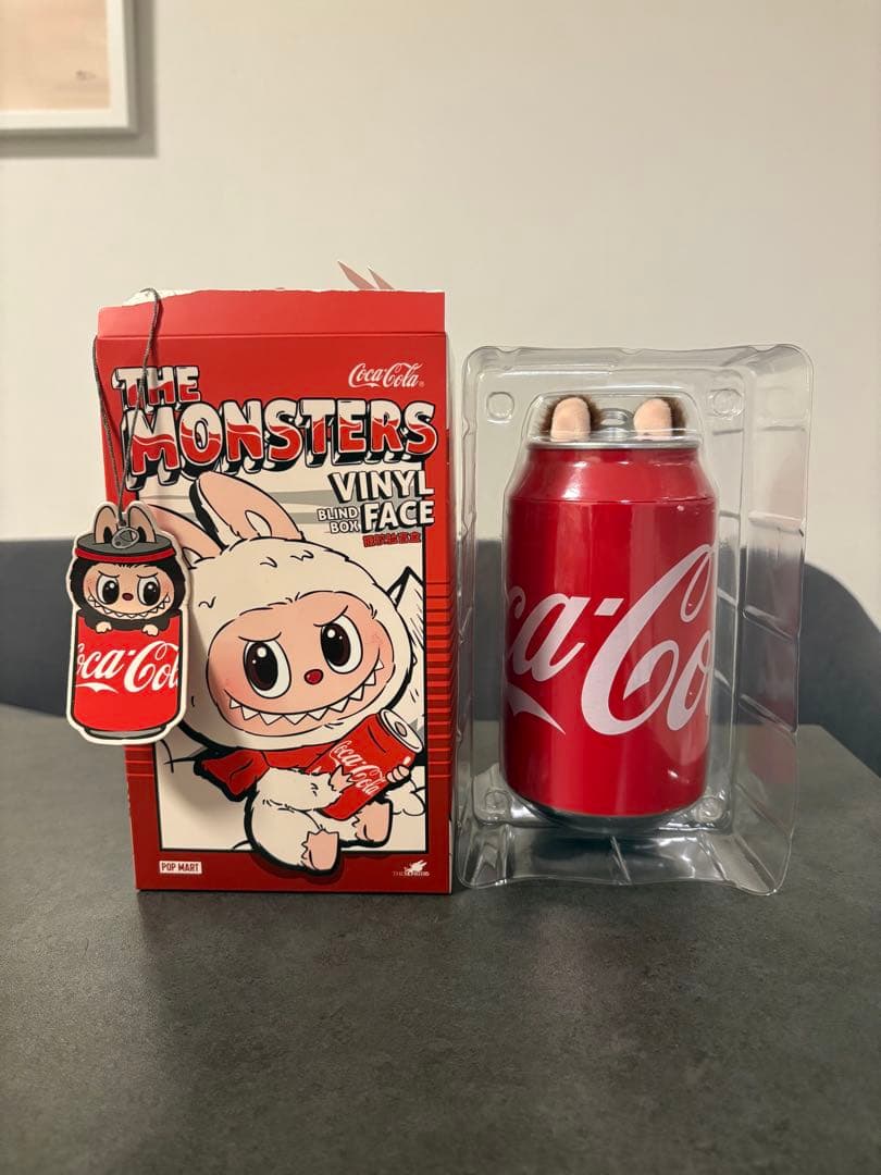 正規品】コカコーラ ラブブ シークレット - メルカリ