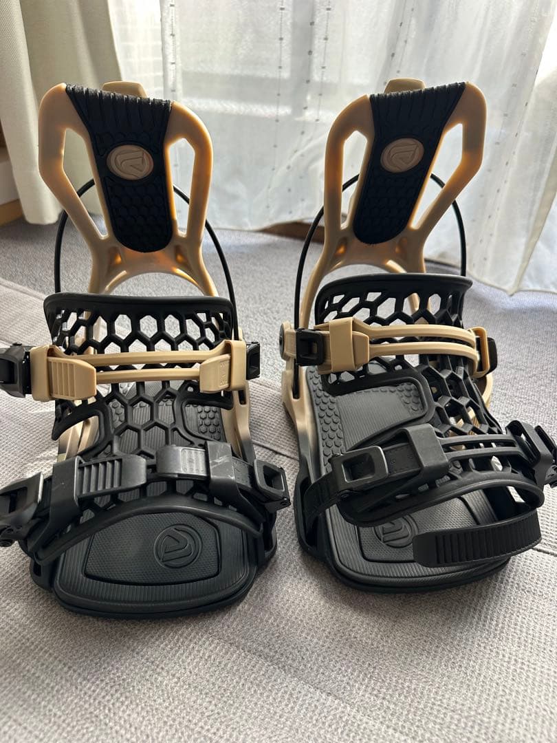 FLUX フロー式ビンディング ベージュ/ブラック