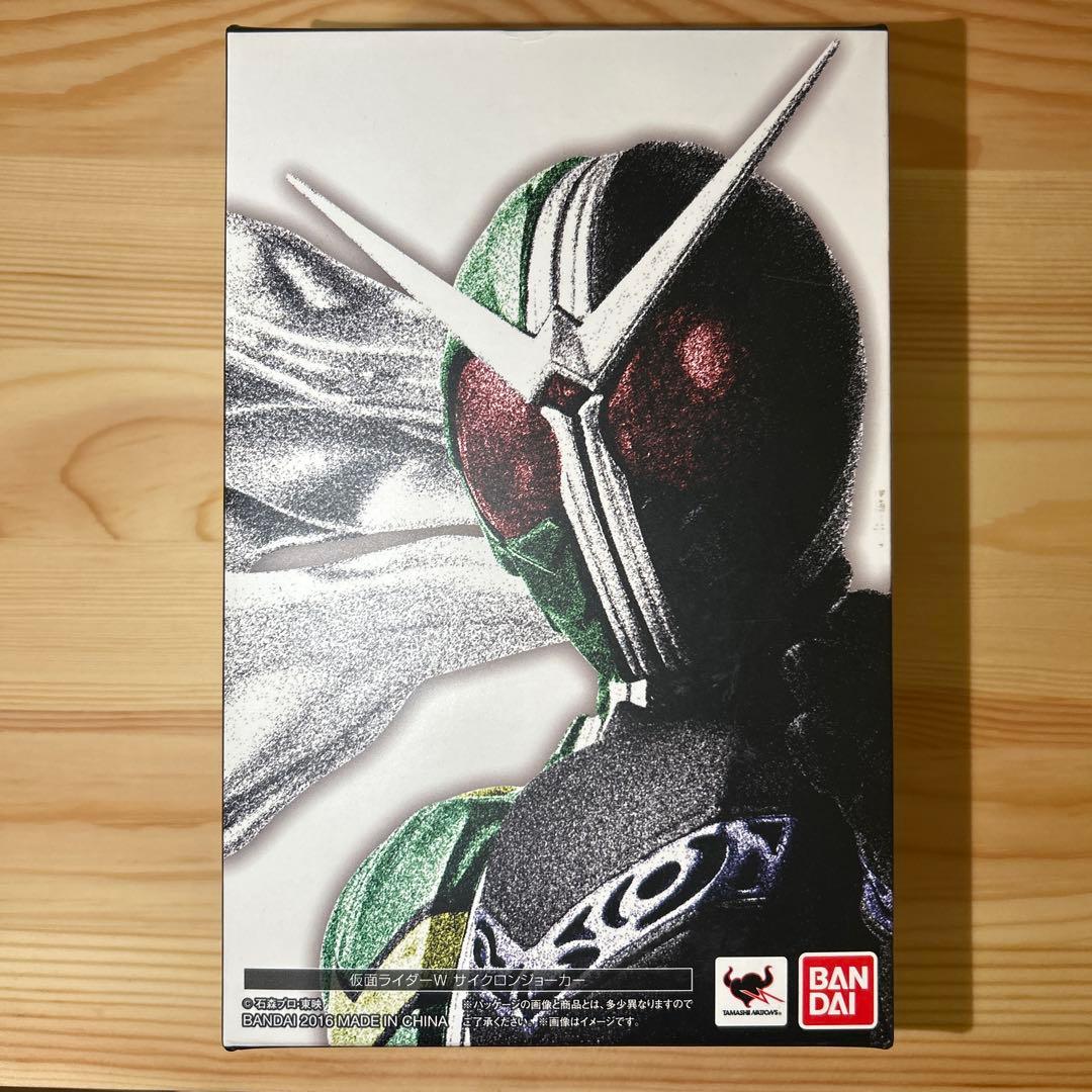 S.H.Figuarts(真骨彫製法) 仮面ライダーW サイクロンジョーカー