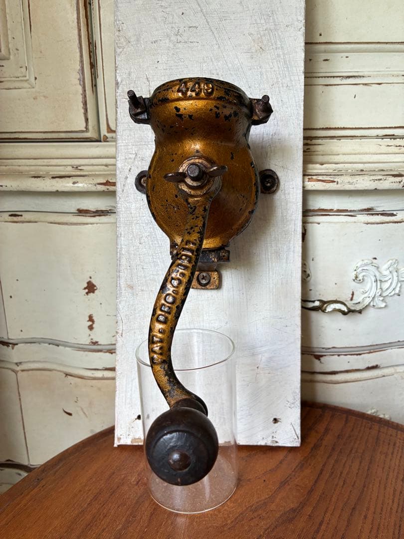 アンティーク 壁掛けコーヒーミル グラインダー 本体のみ 金色100年