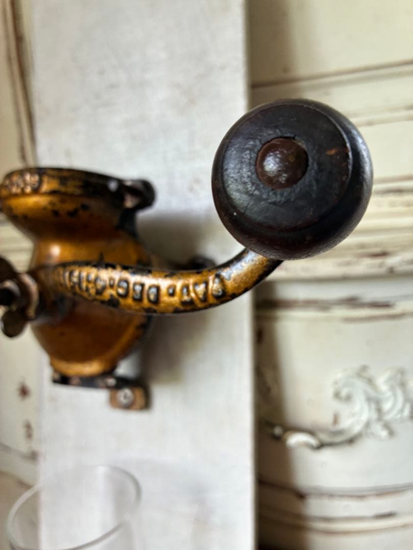 アンティーク 壁掛けコーヒーミル グラインダー 本体のみ 金色100年