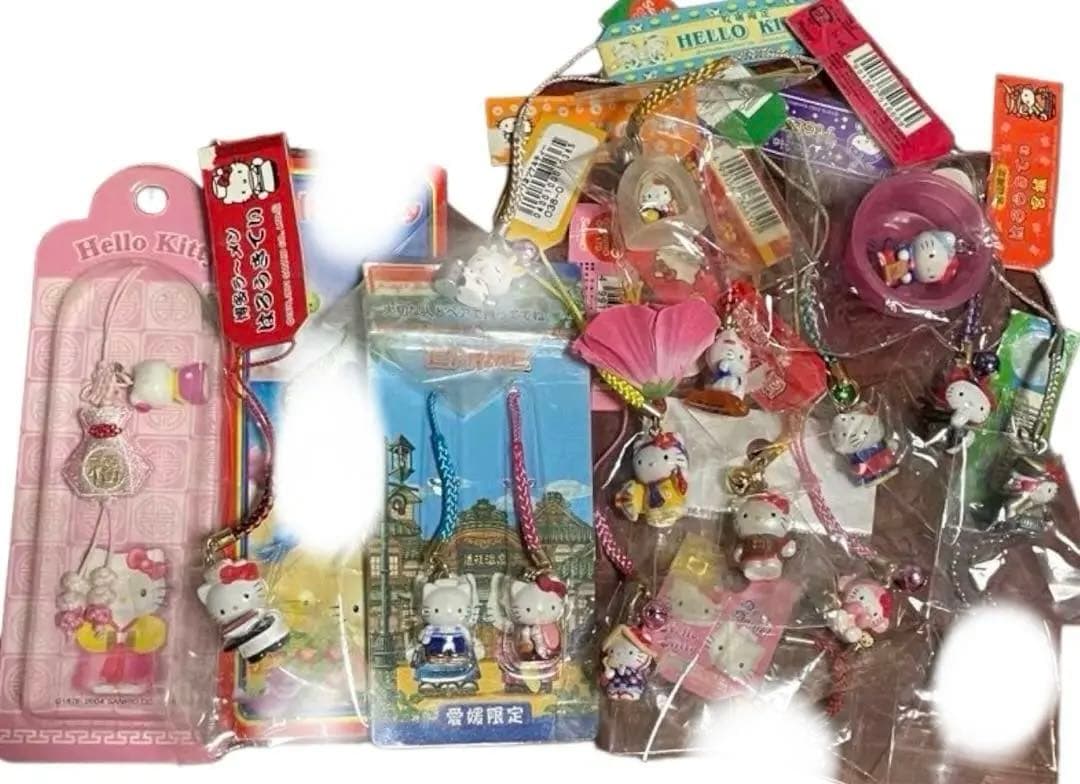ハローキティ　ご当地ストラップ　未使用品　まとめ売り