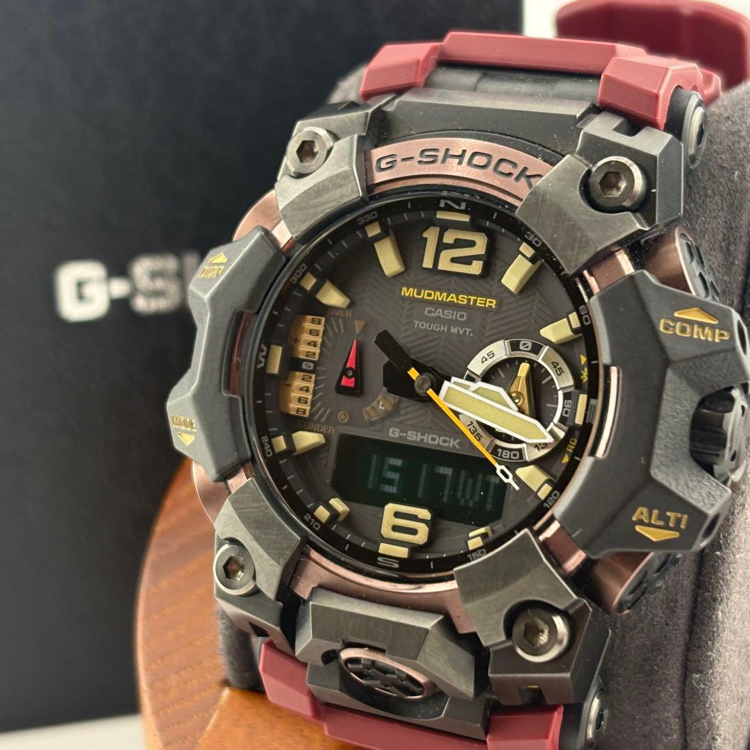 【極美品】カシオ　G-SHOCK GWG-B1000-1A4JF レッド　箱付 Casio g-shock GWG-B1000-1A4JF GWG-B1000-1A4 Quartz solar for