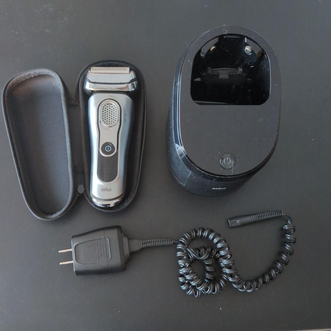 BRAUN メンズ電気シェーバー 充電スタンド付きseries9取説付