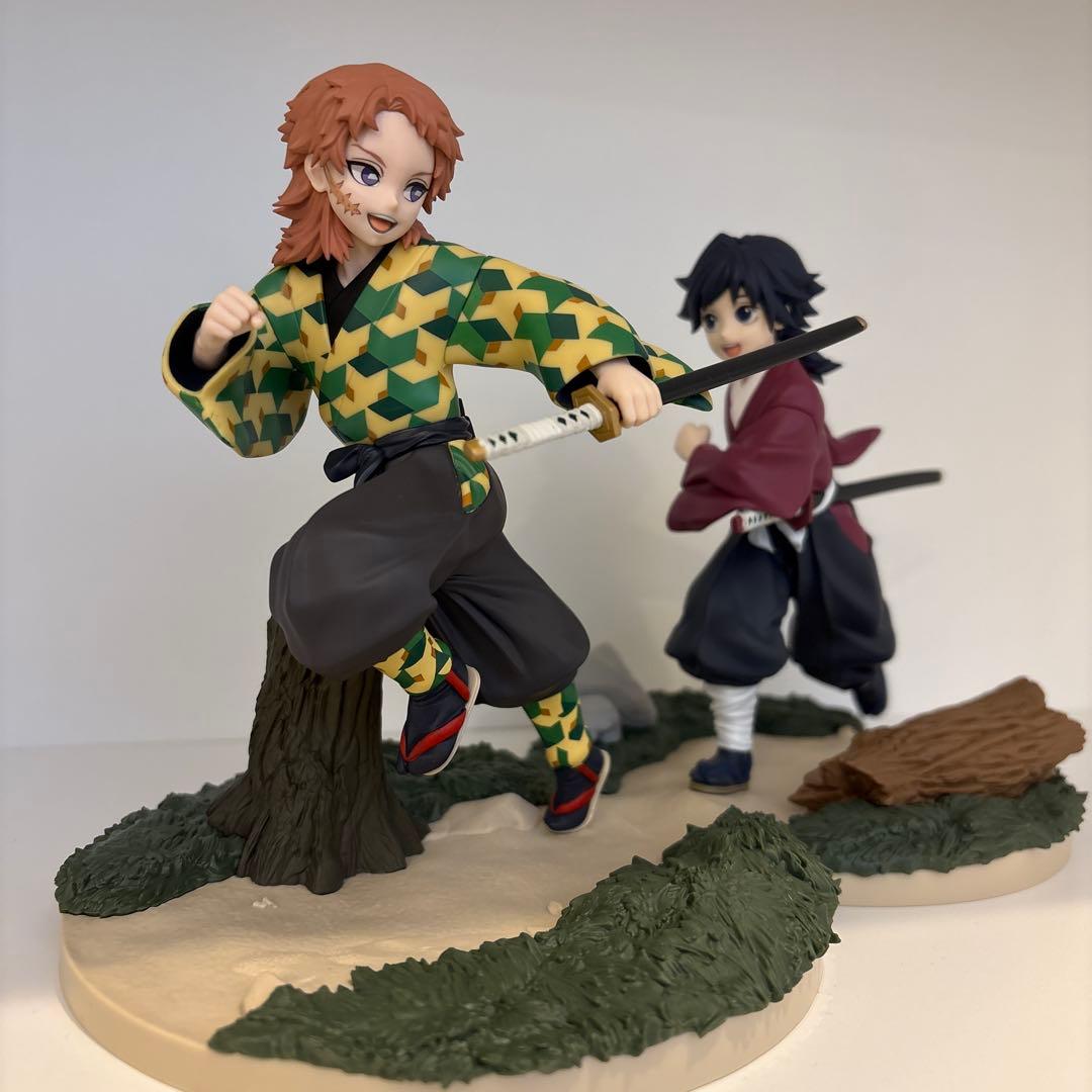 鬼滅の刃　XrossLinkフィギュア　幼少期　義勇　錆兎
