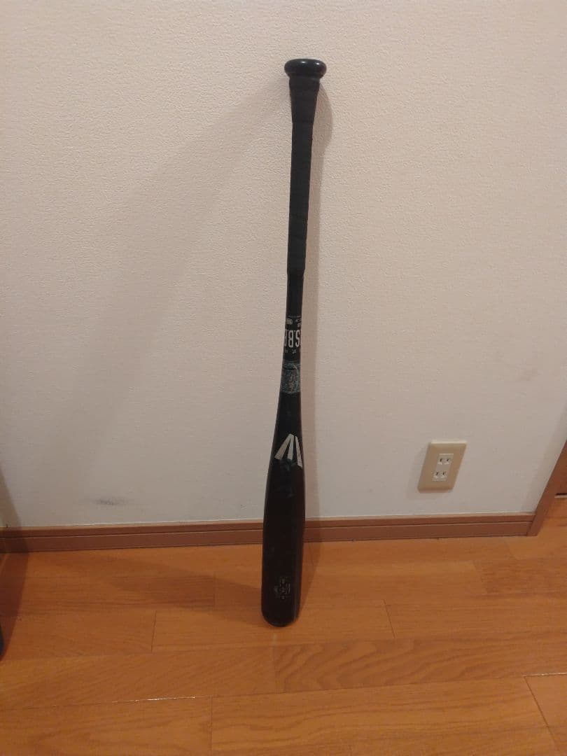 早い者勝ち 軟式用EASTONブラックマジック83センチ