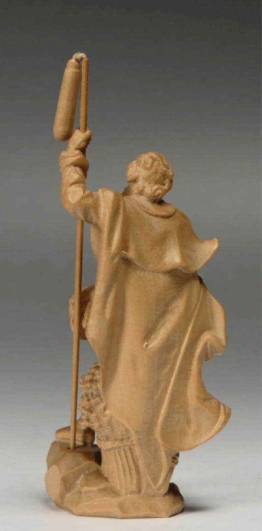 木彫・聖イシドロ像 ガラスドーム入り 】キリスト教美術 聖人像 - メルカリ