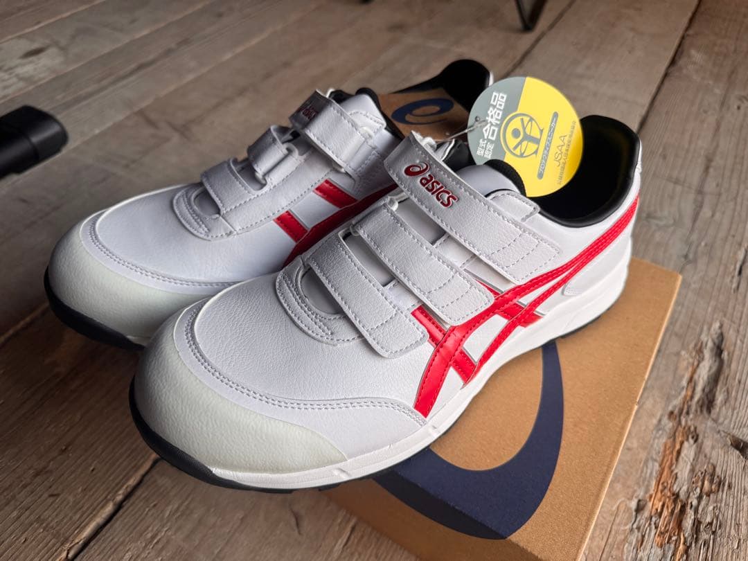 ASICS WINJOB CP301 ホワイト/クラシックレッド 28.0cm