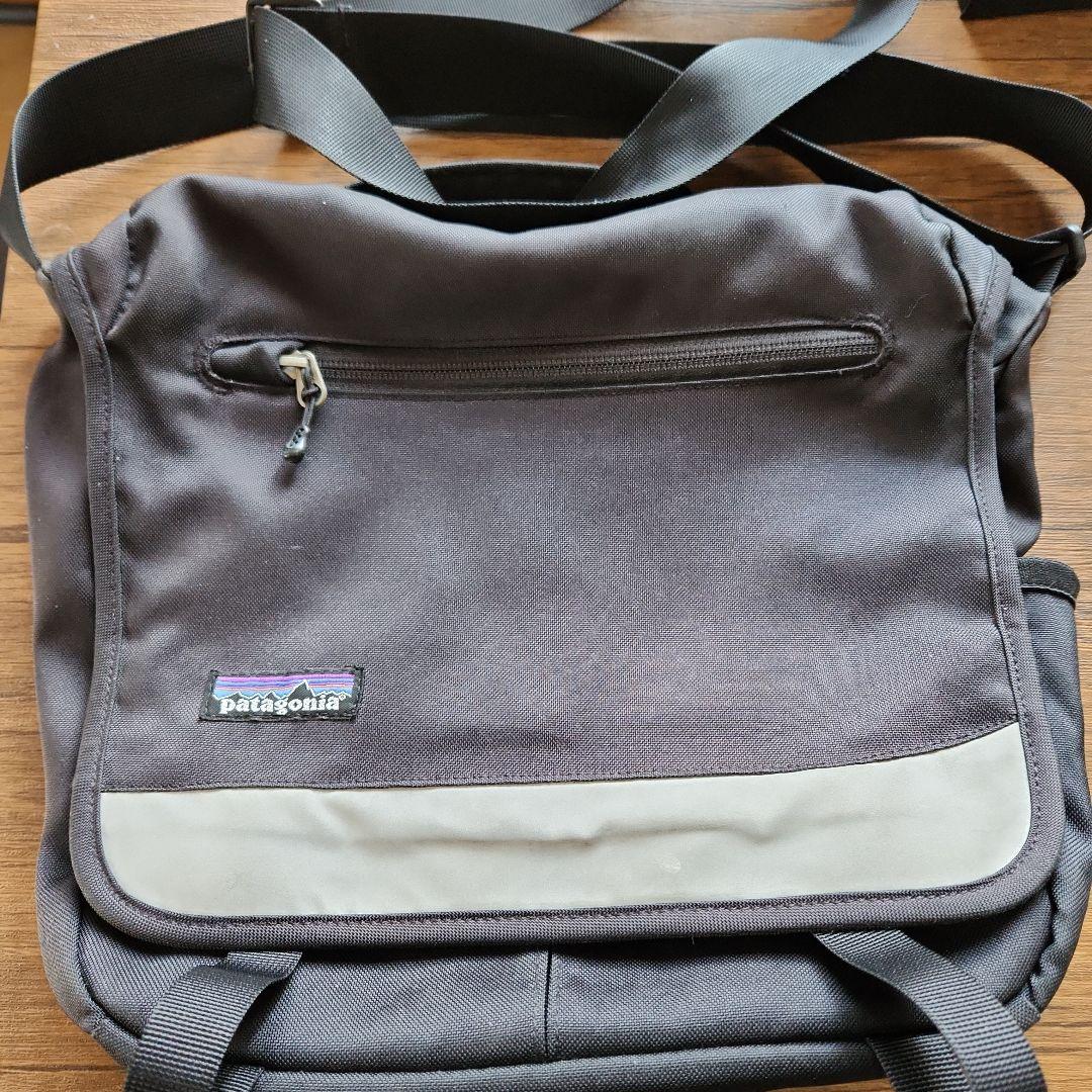 patagonia パタゴニアメッセンジャーバッグ