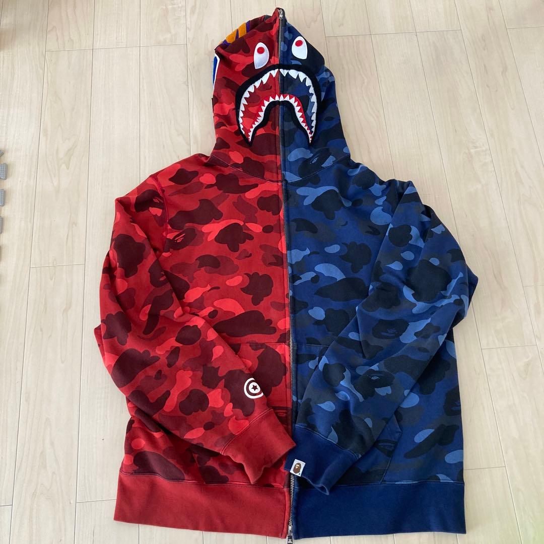 A BATHING APEアベイシングエイプ Sharkシャークパーカー 赤青 - メルカリ