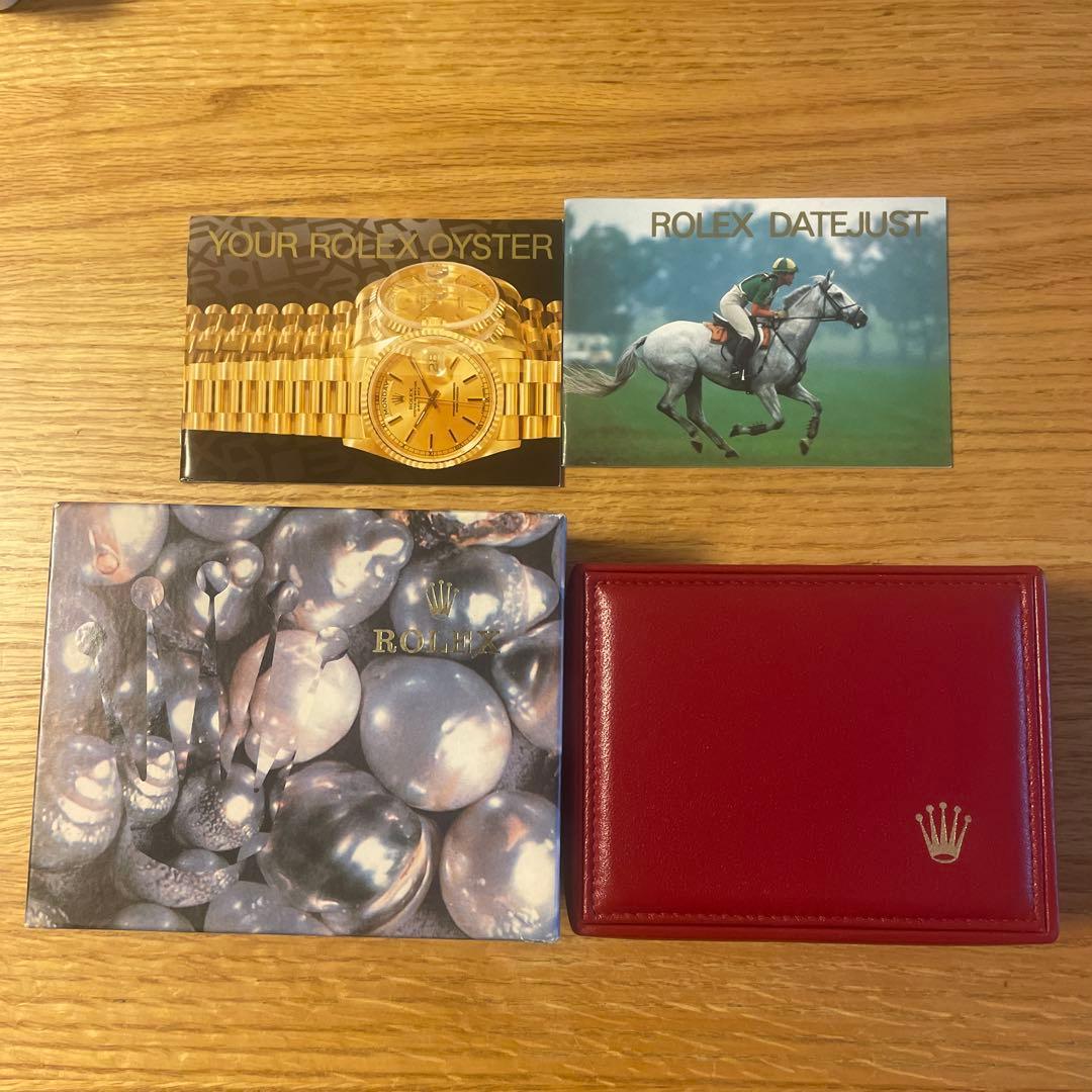 ROLEX 赤いレザーケース