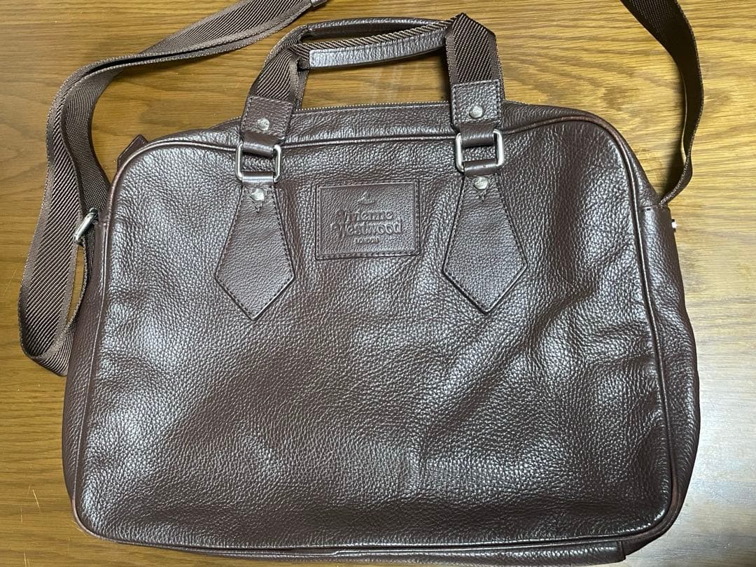 ヴィヴィアンウエストウッド　ブラウンレザー ビジネスバッグ　ショルダーバック