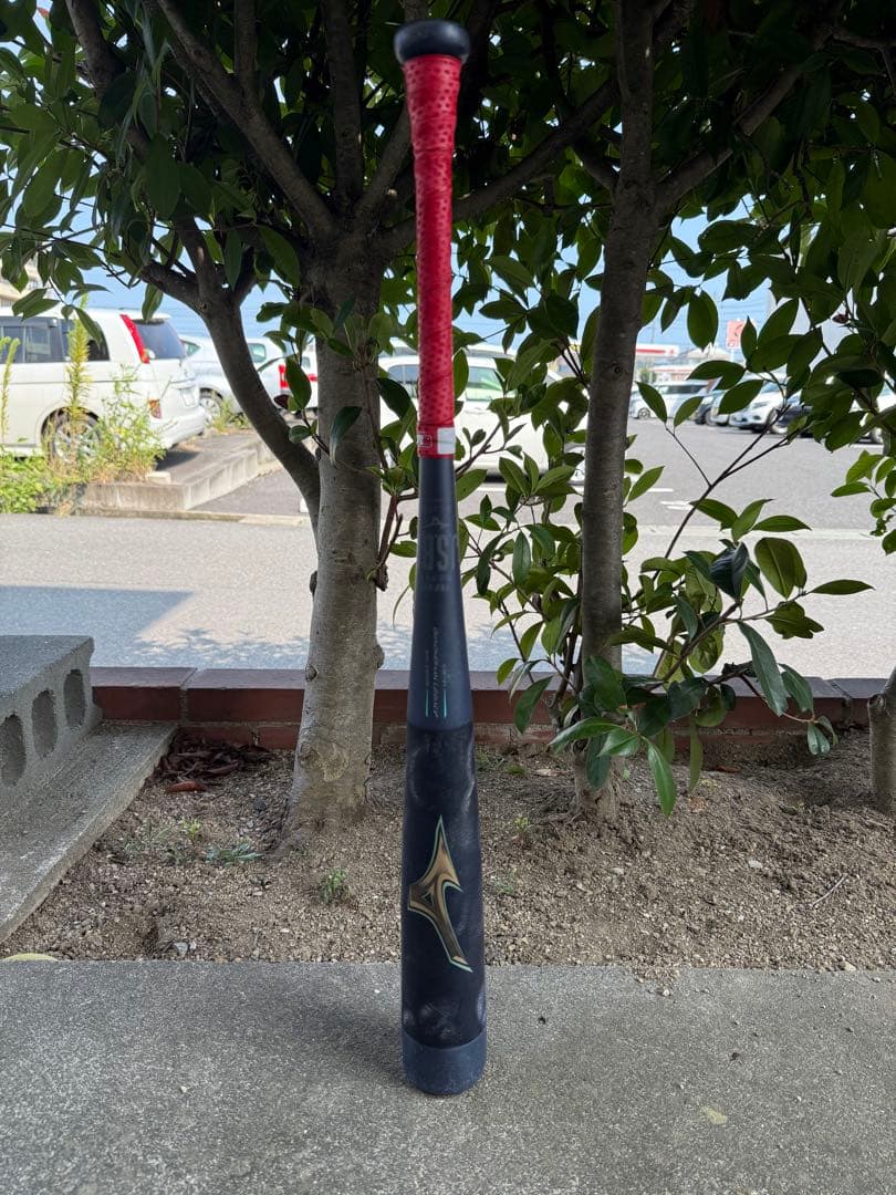 まつ子‼️ 練習試合3試合のみ使用‼️ ミズノレガシー　76cm 560g ミズノ 小学生軟式用FRP製 ビヨンドマックスレガシー ミドル 76cm平均