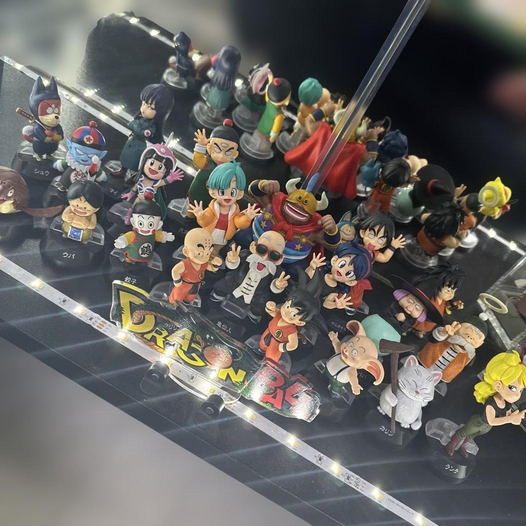 ドラゴンボール一番くじ　アッセンブルコレクションフィギュア２1体ランチ金髪とロゴ