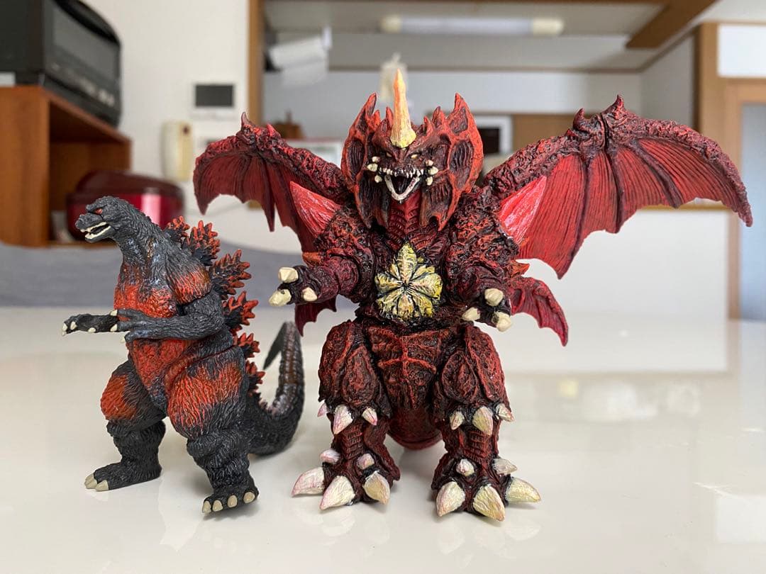 HGX ゴジラ デストロイア 完全体 リペイント - メルカリ