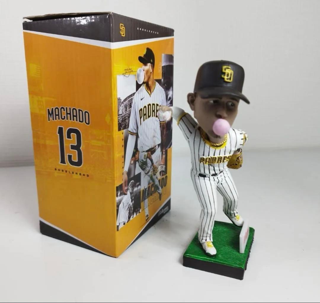 希少】マニー・マチャド ボブルヘッド バブルガム パドレス 球場配布品