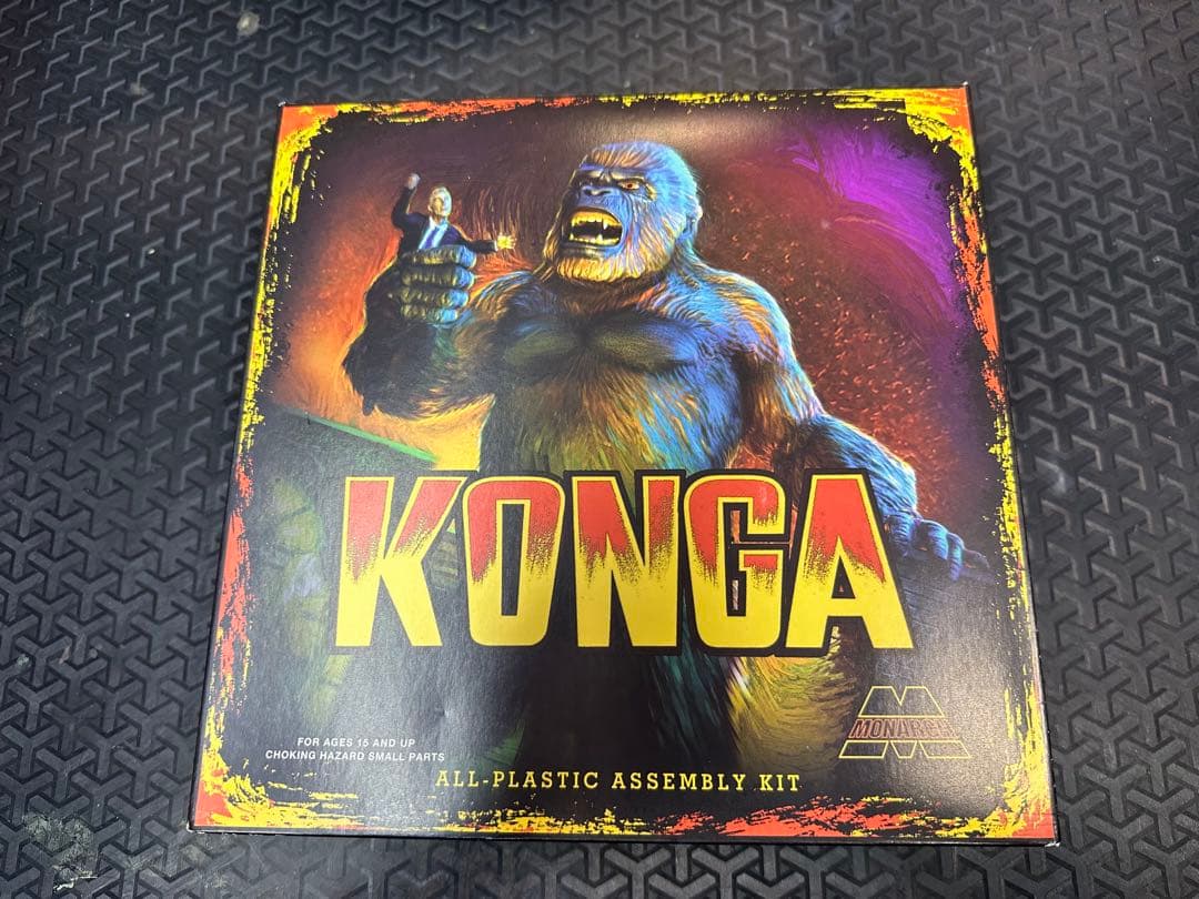 モナーク 1/35 巨大猿怪獣コンガ プラモデル