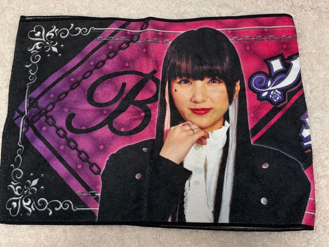 仮面ライダーギーツ　ファイナルステージ　ベロバのビッグタオル 最新情報｜仮面ライダーWEB【公式】｜東映