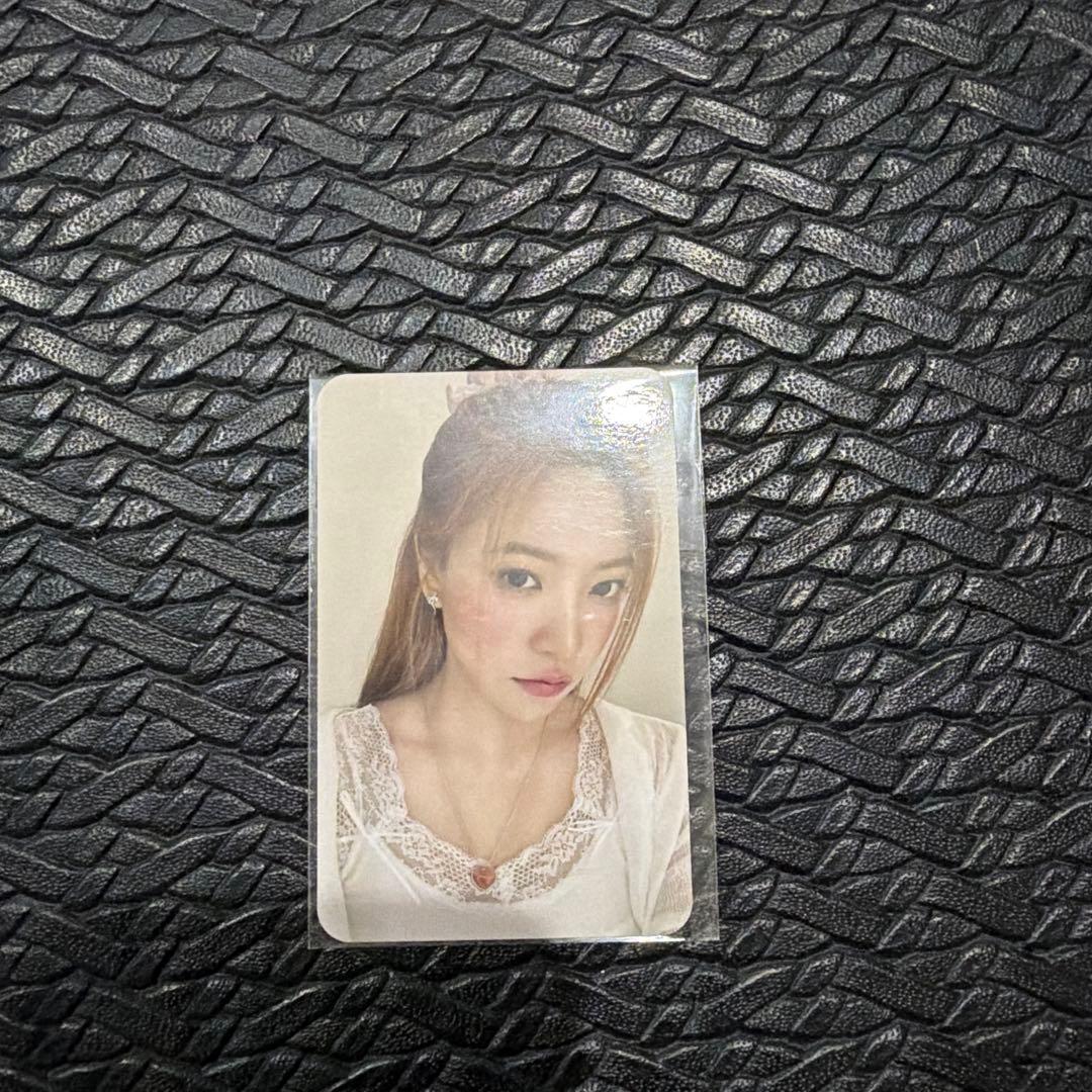 即購入◉ イェリ トレカ - メルカリ