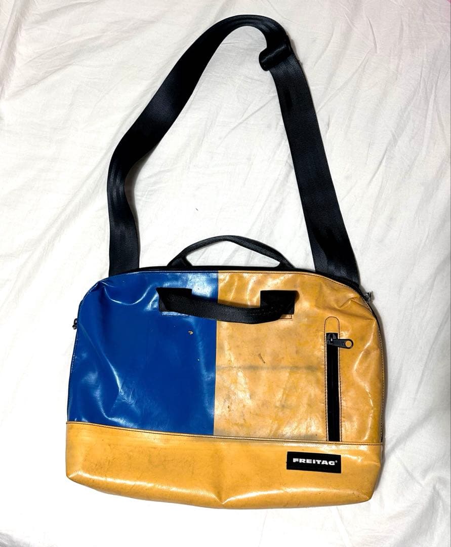 人気 FREITAG F304 MOSSメッセンジャーバッグ ブルーイエロー